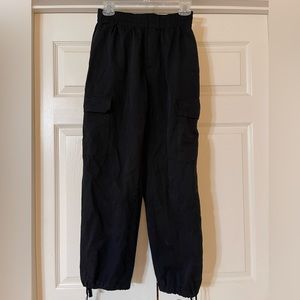 Cargo pants - Urban Outfitters! Size small